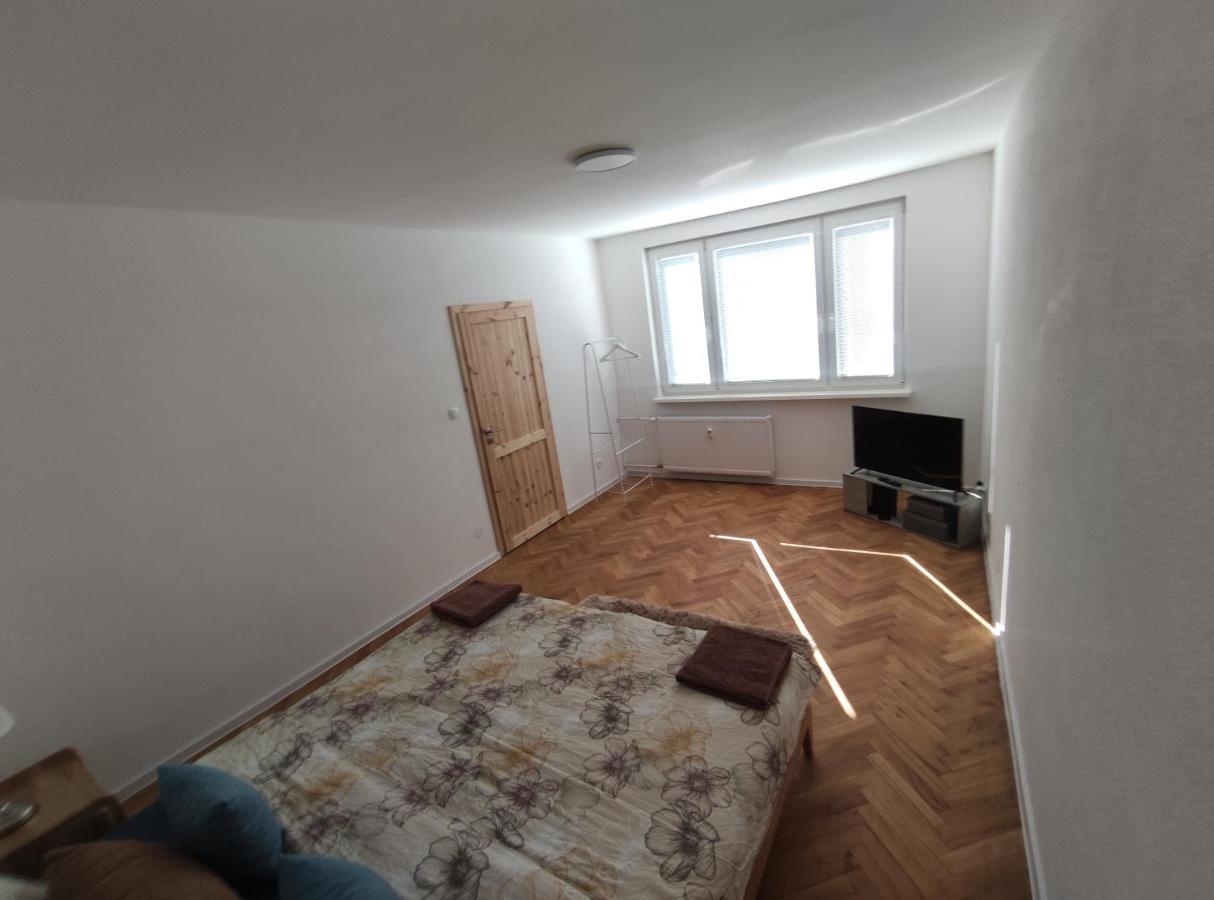 Sky Apartment Prievidza Dış mekan fotoğraf